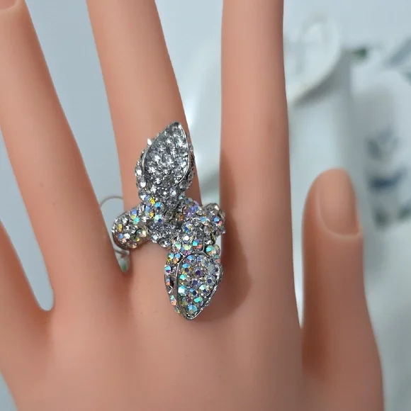 Statement Rhinestone Snake Stretch Ring - Picture 5 of 9